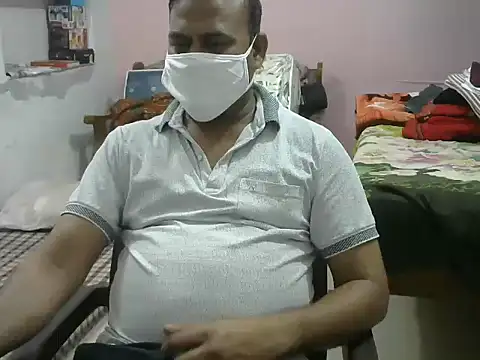 Famit025 online show from February 7, 5:10 pm