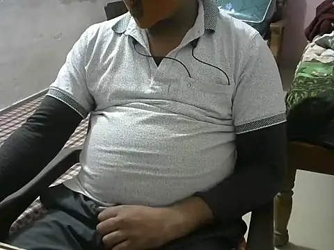 Famit025 online show from January 9, 5:42 pm