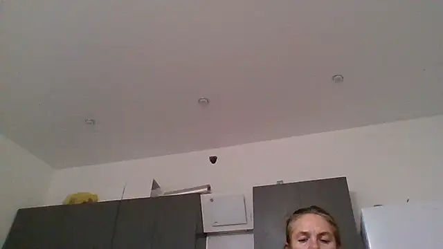 Doravelle online show from December 22, 5:46 pm