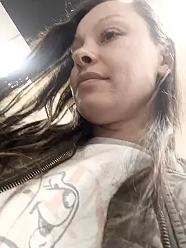 Jessie Queen 1 online show from January 8, 9:26 am