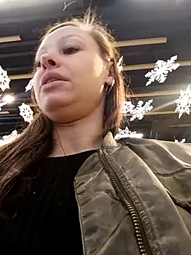 Jessie Queen 1 online show from November 26, 8:03 am