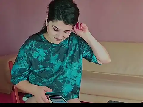 Snapshot of anittac14 chatting on July 10, 2:39 pm anittac14 online show from July 10, 2:39 pm