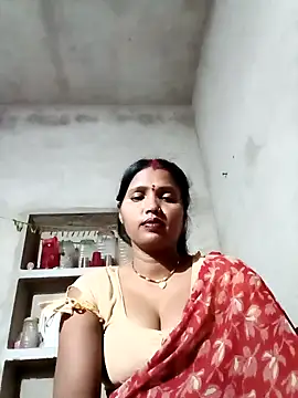 Snapshot of Cm_pooja chatting on July 13, 4:28 pm Cm pooja online show from July 13, 4:28 pm