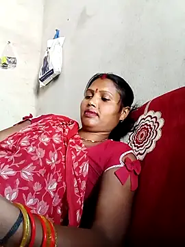 Snapshot of Cm_pooja chatting on May 14, 7:49 am Cm pooja online show from May 14, 7:49 am