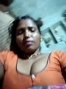 Snapshot of Cm_pooja chatting on October 16, 6:49 pm Cm pooja online show from October 16, 6:49 pm