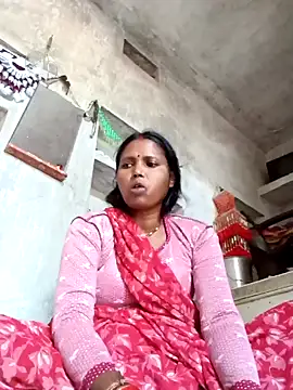 Snapshot of Cm_pooja chatting on October 10, 4:57 am Cm pooja online show from October 10, 4:57 am