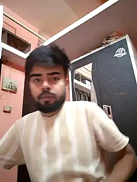 soniriyaa010101 online show from April 13, 7:56 am