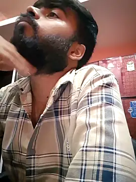 soniriyaa010101 online show from November 3, 8:45 pm