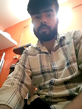 soniriyaa010101 online show from November 3, 7:46 am