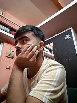 soniriyaa010101 online show from November 11, 8:20 am