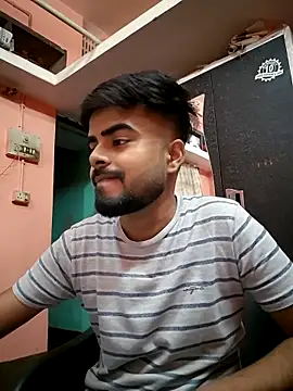 soniriyaa010101 online show from April 1, 5:54 pm