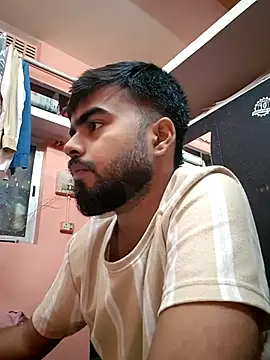 soniriyaa010101 online show from November 14, 10:30 am