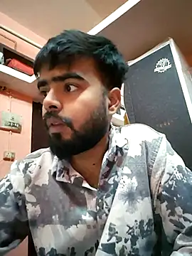 soniriyaa010101 online show from December 3, 10:25 am