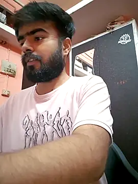 soniriyaa010101 online show from March 11, 8:41 am