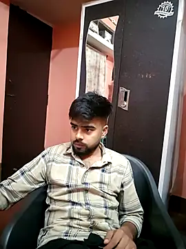 soniriyaa010101 online show from February 3, 10:31 am