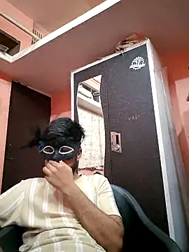 soniriyaa010101 online show from March 20, 10:38 am