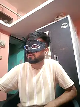 soniriyaa010101 online show from March 13, 8:47 pm