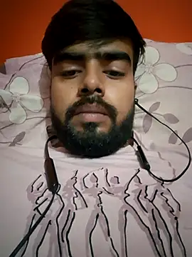 soniriyaa010101 online show from October 13, 11:12 am