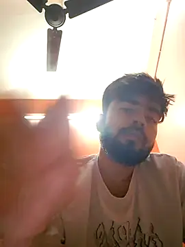 soniriyaa010101 online show from October 17, 6:43 pm