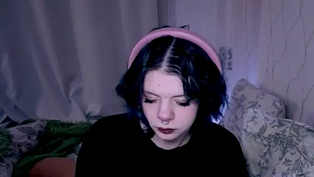 Alice Zev online show from April 12, 1:09 am