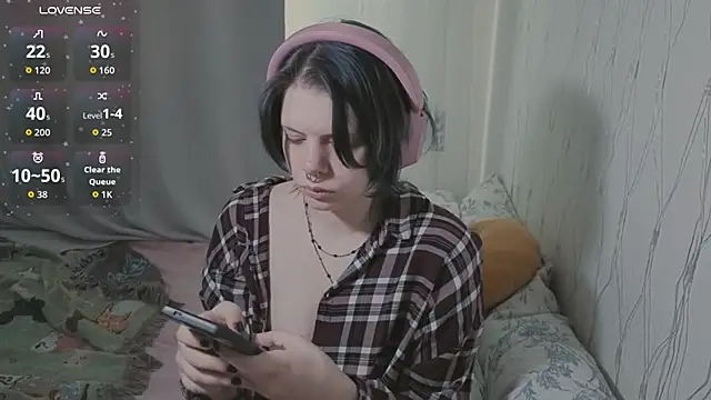 Alice Zev online show from May 20, 2:25 pm