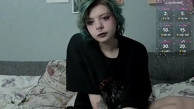 Alice Zev online show from October 12, 5:03 pm
