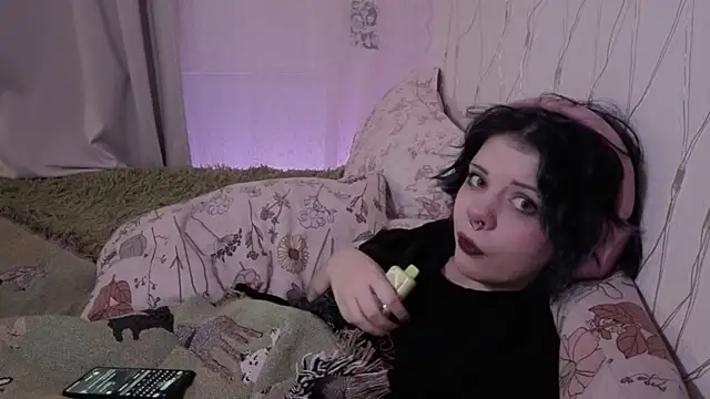Alice Zev online show from April 21, 1:42 am