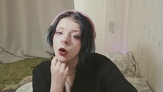 Alice Zev online show from May 9, 1:14 pm