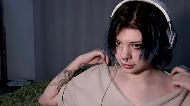 Snapshot of Alice_Zev chatting on November 29, 11:38 pm Alice Zev online show from November 29, 11:38 pm