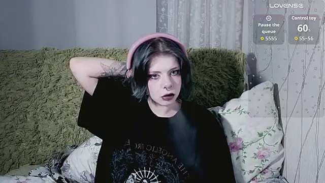 Alice Zev online show from June 12, 10:29 pm