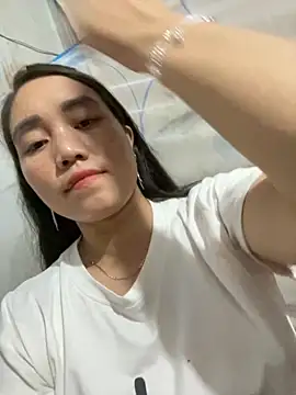 Snapshot of chipp-bong chatting on September 15, 10:59 am chipp-bong online show from September 15, 10:59 am