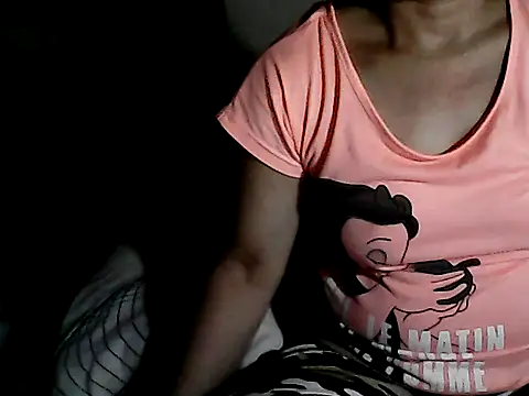 yoursPinayMama1682 online show from September 18, 2:42 pm