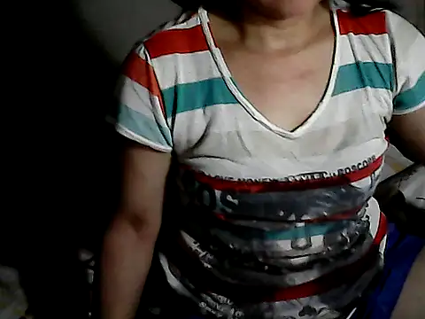 yoursPinayMama1682 online show from September 20, 12:15 am