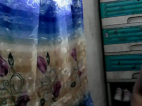 yoursPinayMama1682 online show from November 18, 7:33 am