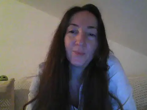 Snapshot of Valessya chatting on May 9, 9:18 pm Valessya online show from May 9, 9:18 pm