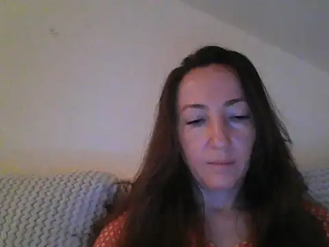 Snapshot of Valessya chatting on May 3, 8:56 pm Valessya online show from May 3, 8:56 pm
