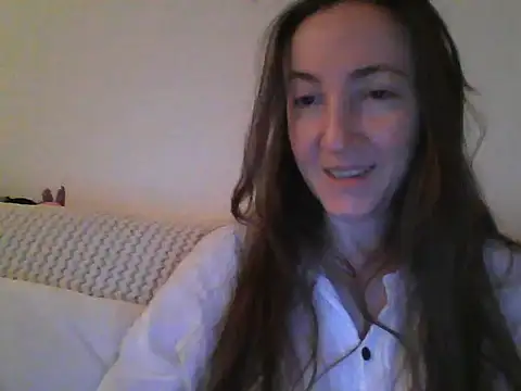 Snapshot of Valessya chatting on May 16, 11:15 pm Valessya online show from May 16, 11:15 pm