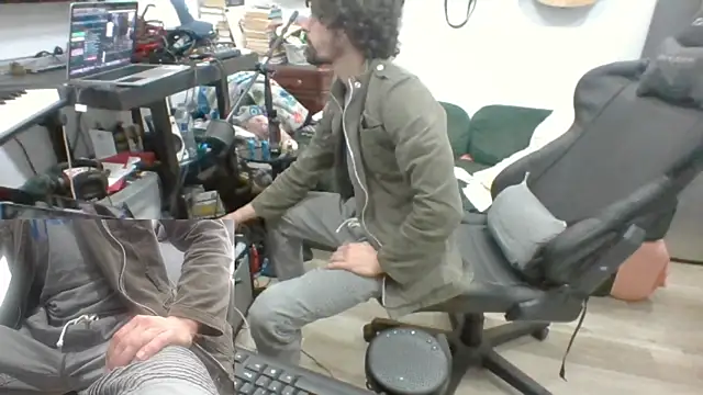 Stringin69 online show from February 26, 5:24 pm