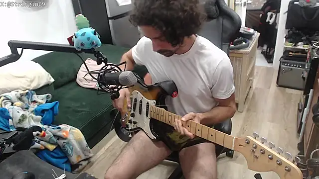 Stringin69 online show from July 11, 5:02 pm