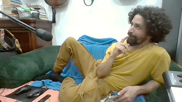 Stringin69 online show from April 3, 10:00 am