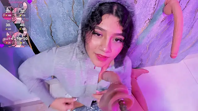 mia cataleiya online show from November 15, 4:11 pm