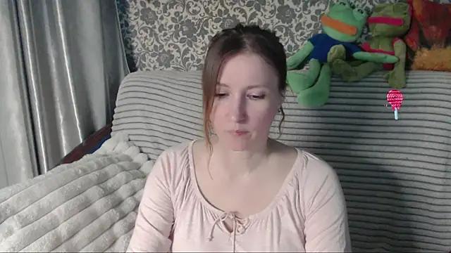 Snapshot of LesanaMagic chatting on May 23, 6:29 pm LesanaMagic online show from May 23, 6:29 pm