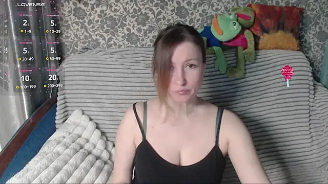 LesanaMagic online show from March 31, 6:21 pm