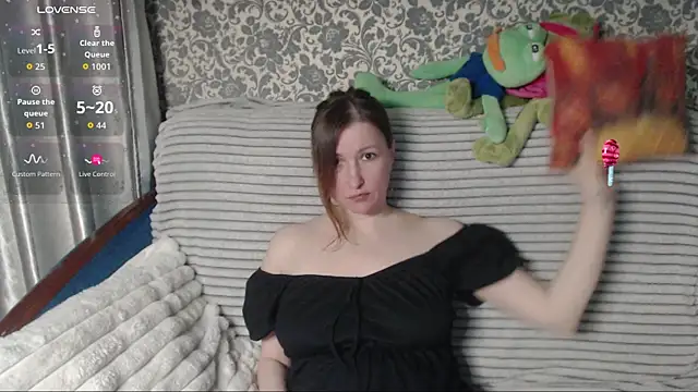 LesanaMagic online show from April 15, 7:51 pm