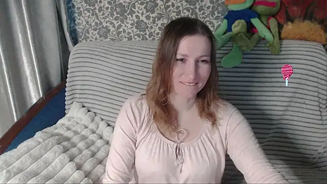 Snapshot of LesanaMagic chatting on May 26, 6:28 pm LesanaMagic online show from May 26, 6:28 pm
