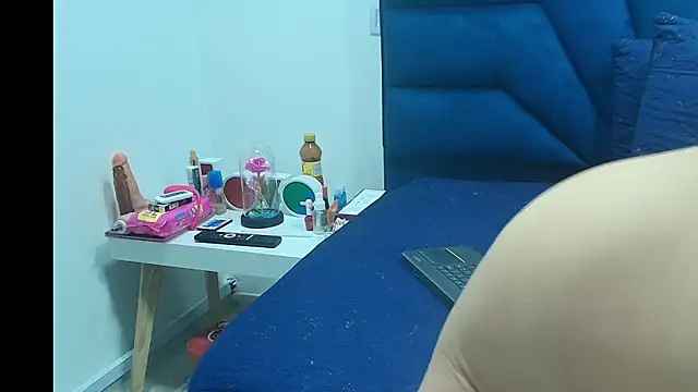 Angell cooper online show from January 10, 1:39 pm