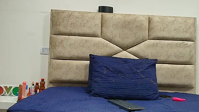 Angell cooper online show from December 3, 12:04 pm