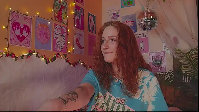 Snapshot of Charming_winky chatting on February 10, 2:05 pm Charming winky online show from February 10, 2:05 pm