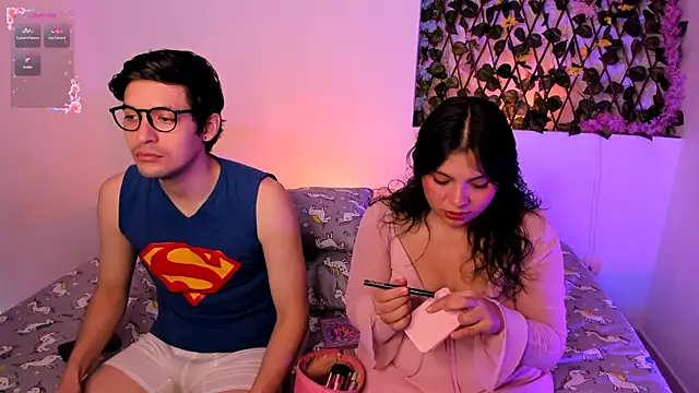 Snapshot of kylietimothee chatting on November 29, 4:51 pm kylietimothee online show from November 29, 4:51 pm