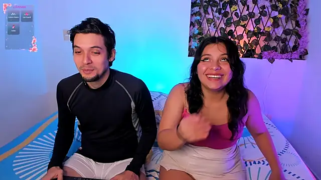 Snapshot of kylietimothee chatting on November 11, 7:41 pm kylietimothee online show from November 11, 7:41 pm